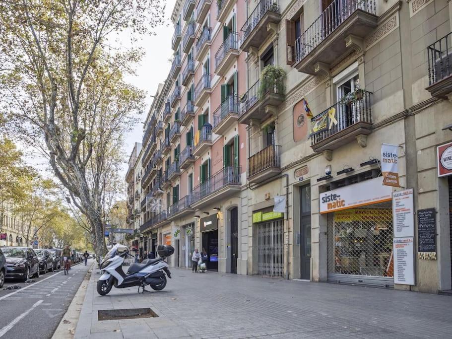 ¡Apartamento En El Centro De Barcelona! Eksteriør billede